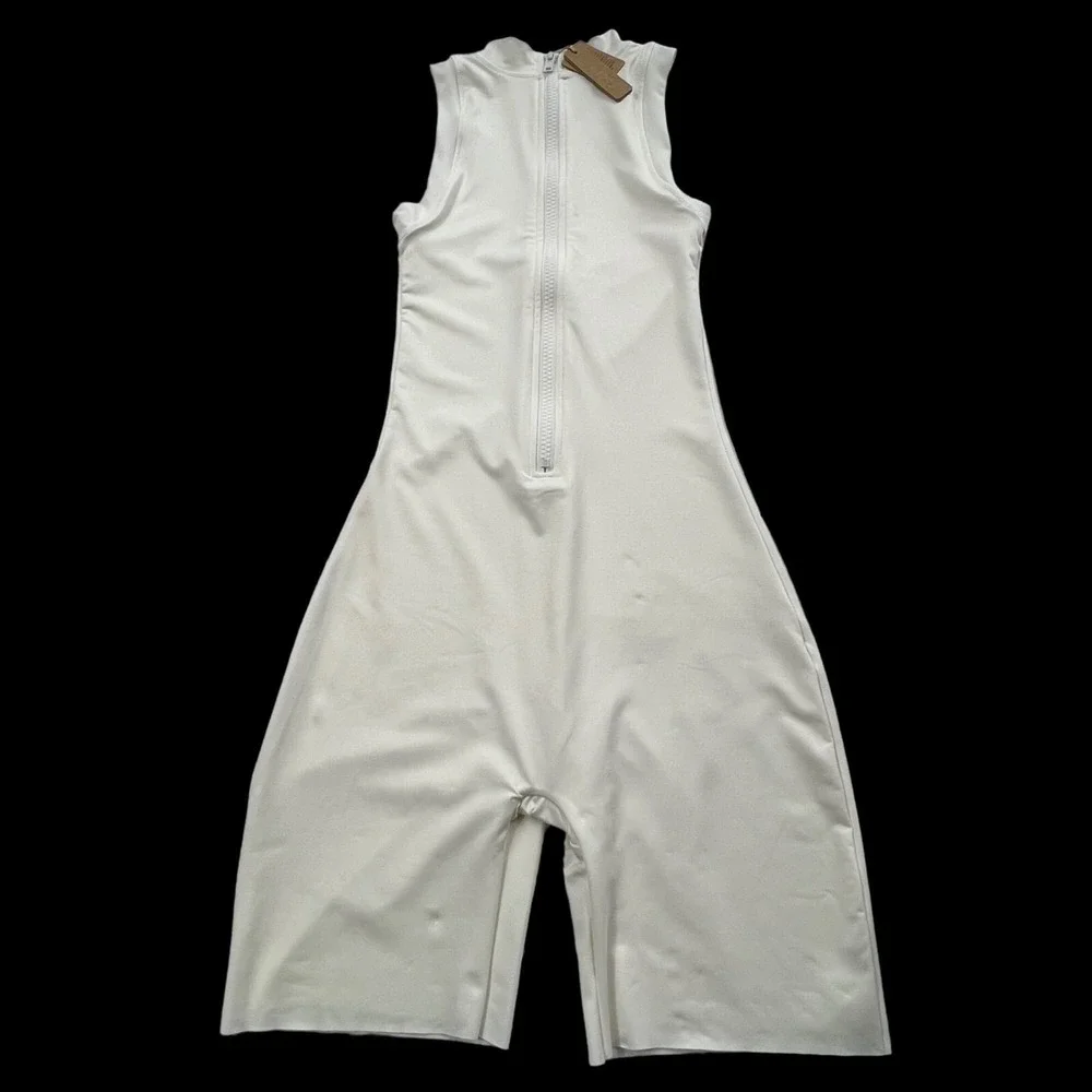 SKIMS fits refer features